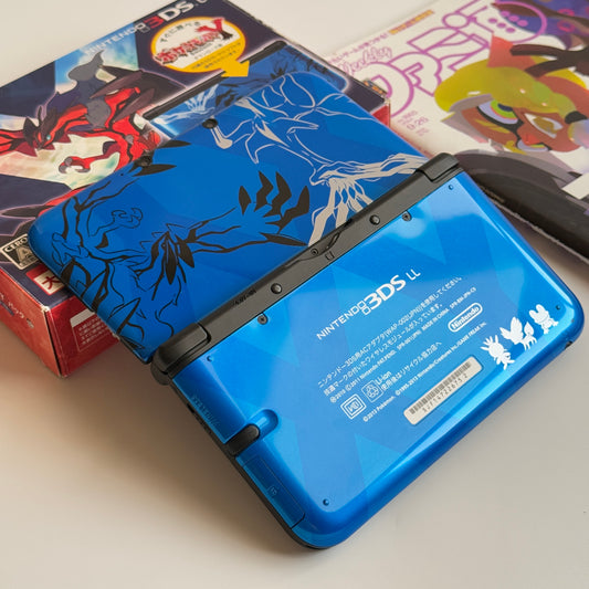 Nintendo 3DS XL Pokémon X and Y special edition