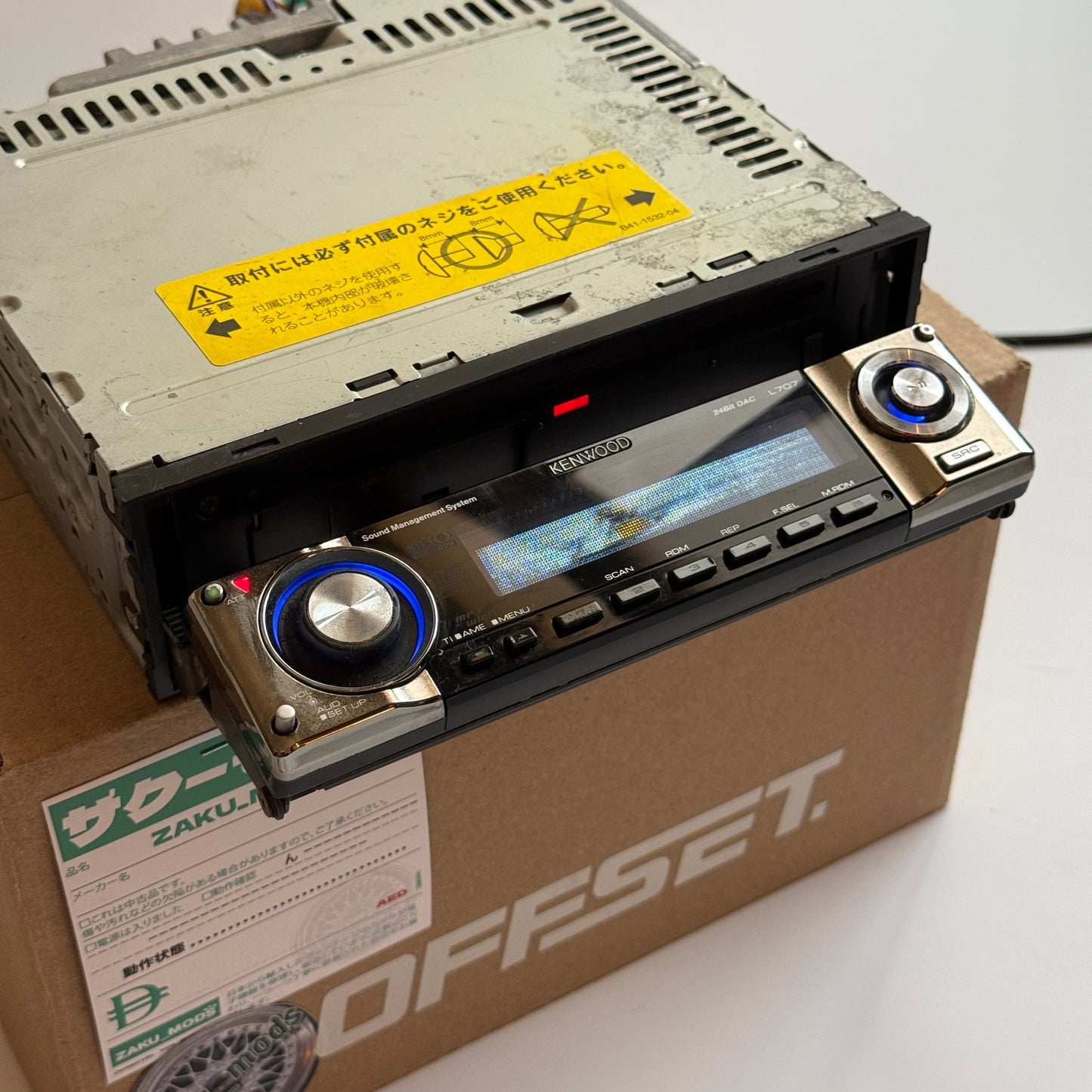 Kenwood L707 car radio