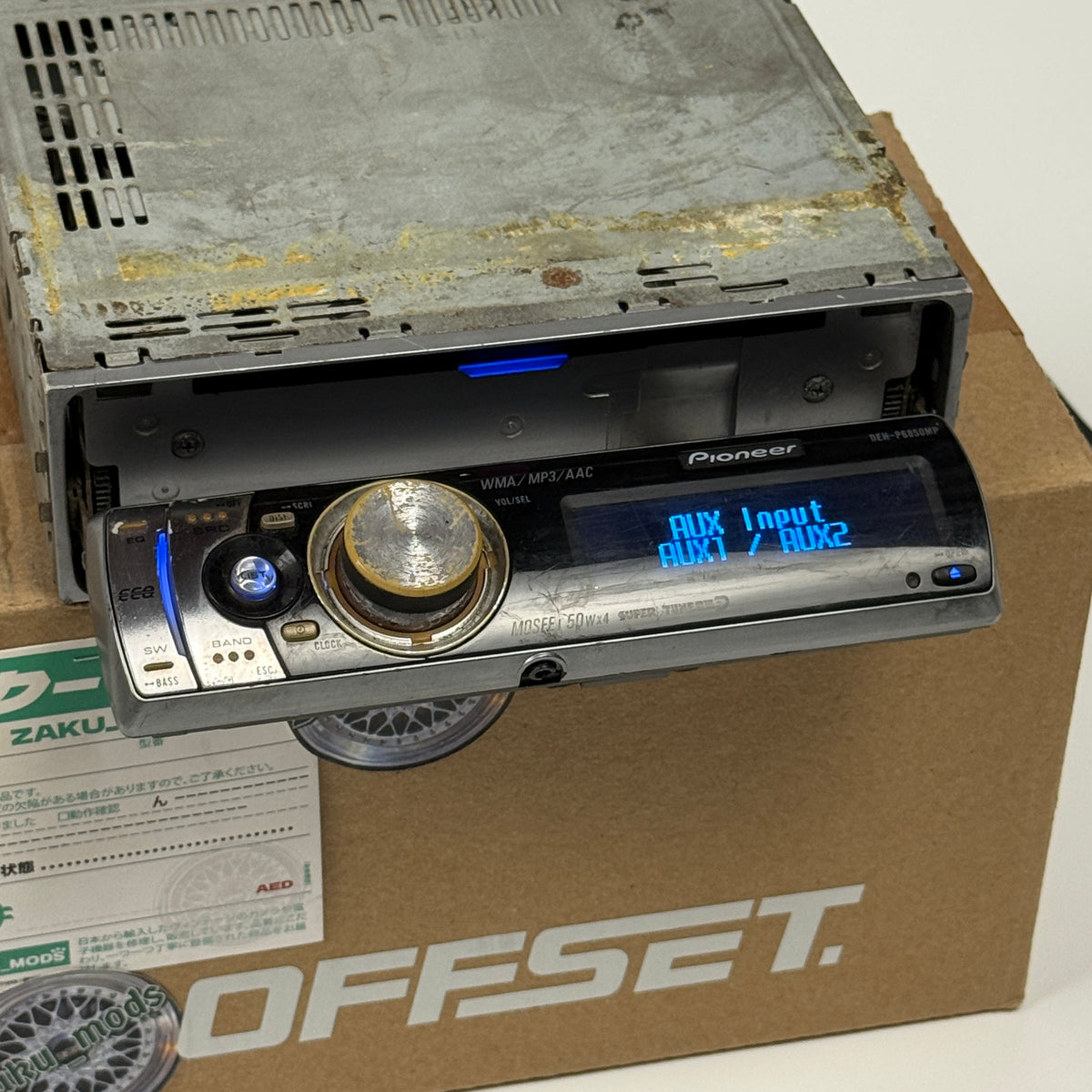 Pioneer Carrozzeria DEH-P6850MP single din car radio