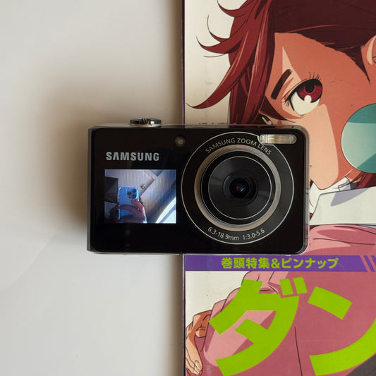 Samsung PL100 Digital Camera