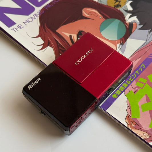 Nikon CoolPix S70