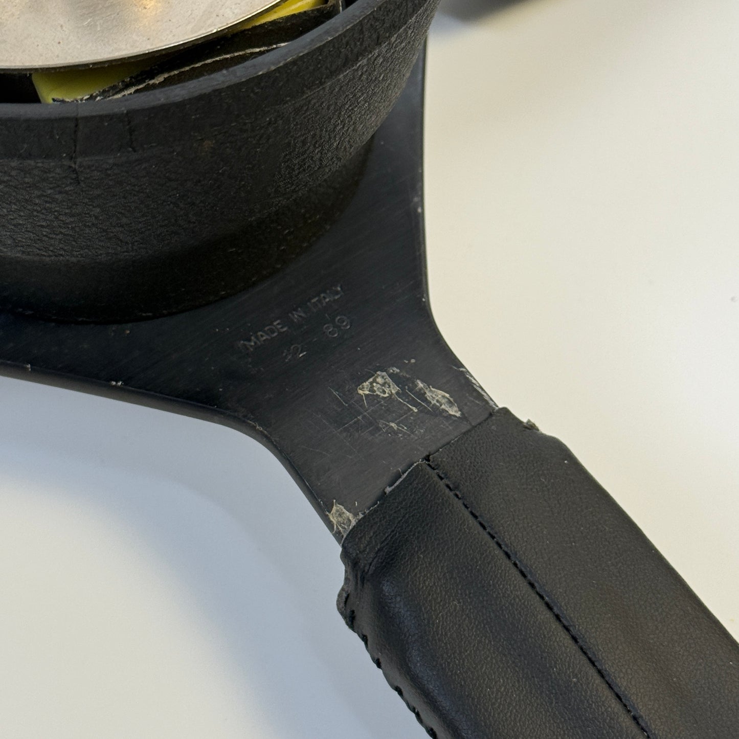 Momo steering wheel (black/black)