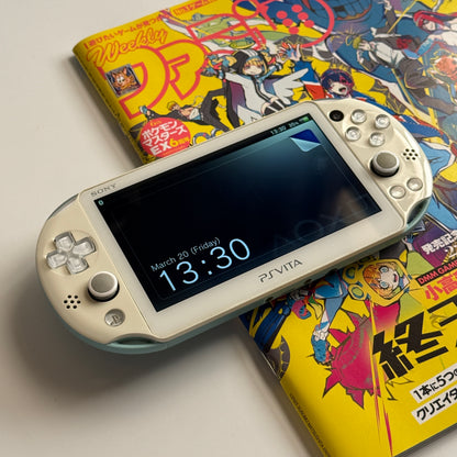 PS vita 2000 (slim) (blue+white)