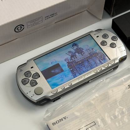 PSP3000 FF Crisis core edition