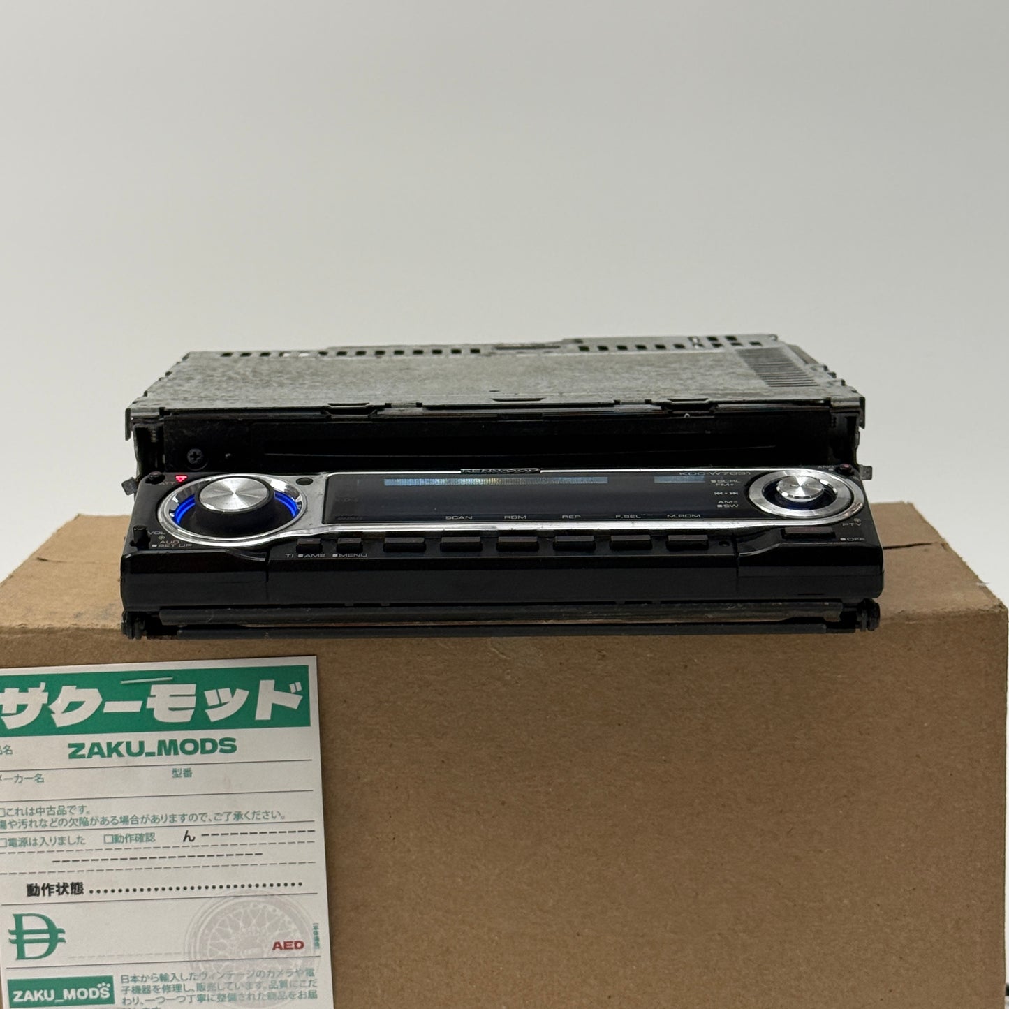 Kenwood KDC-W7103 single din car radio