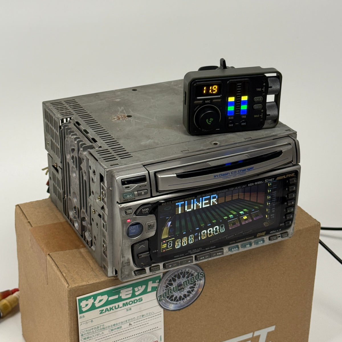 Alpine MDA-W892j double din car radio
