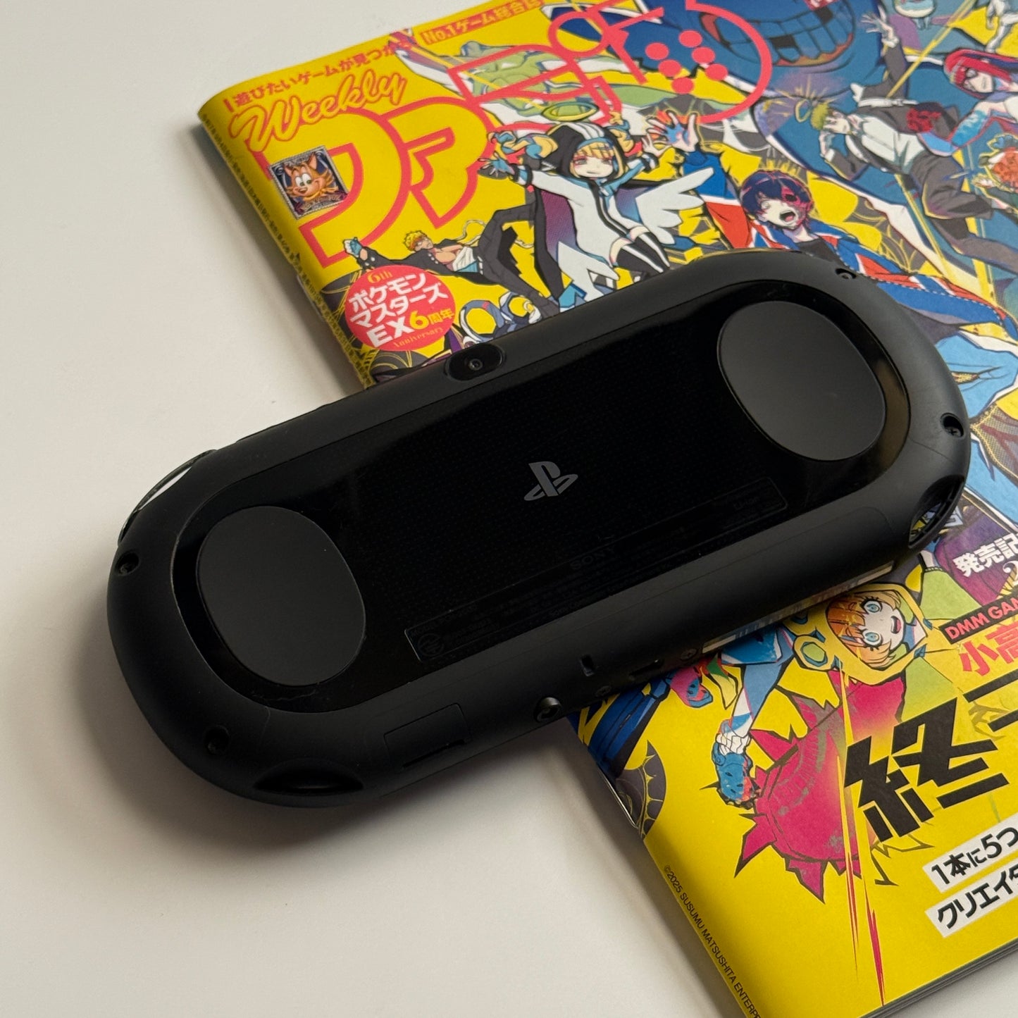 PS vita 2000 (Black)
