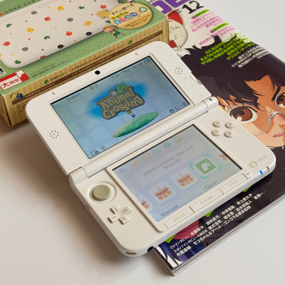 Nintendo 3DS XL Animal Crossing edition