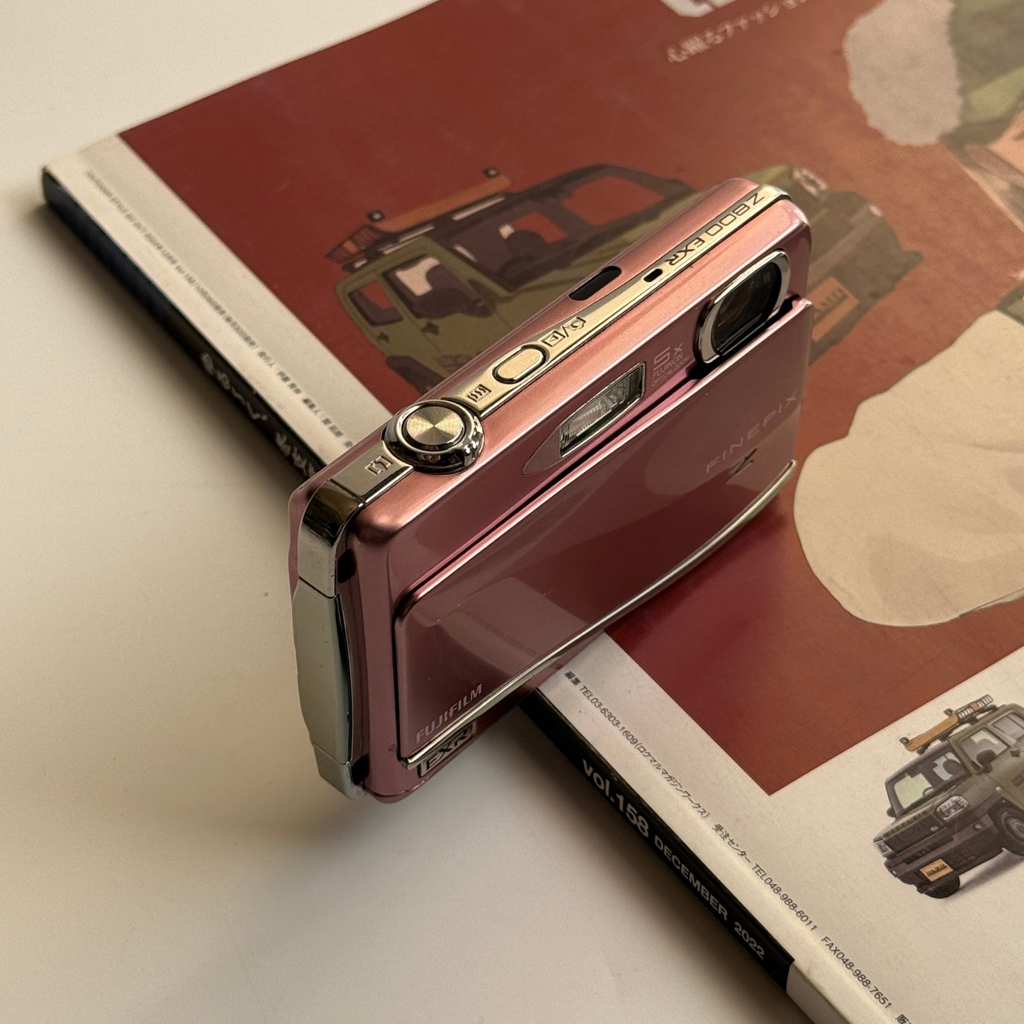 Fujifilm FinePix Z800 EXR Digital Camera