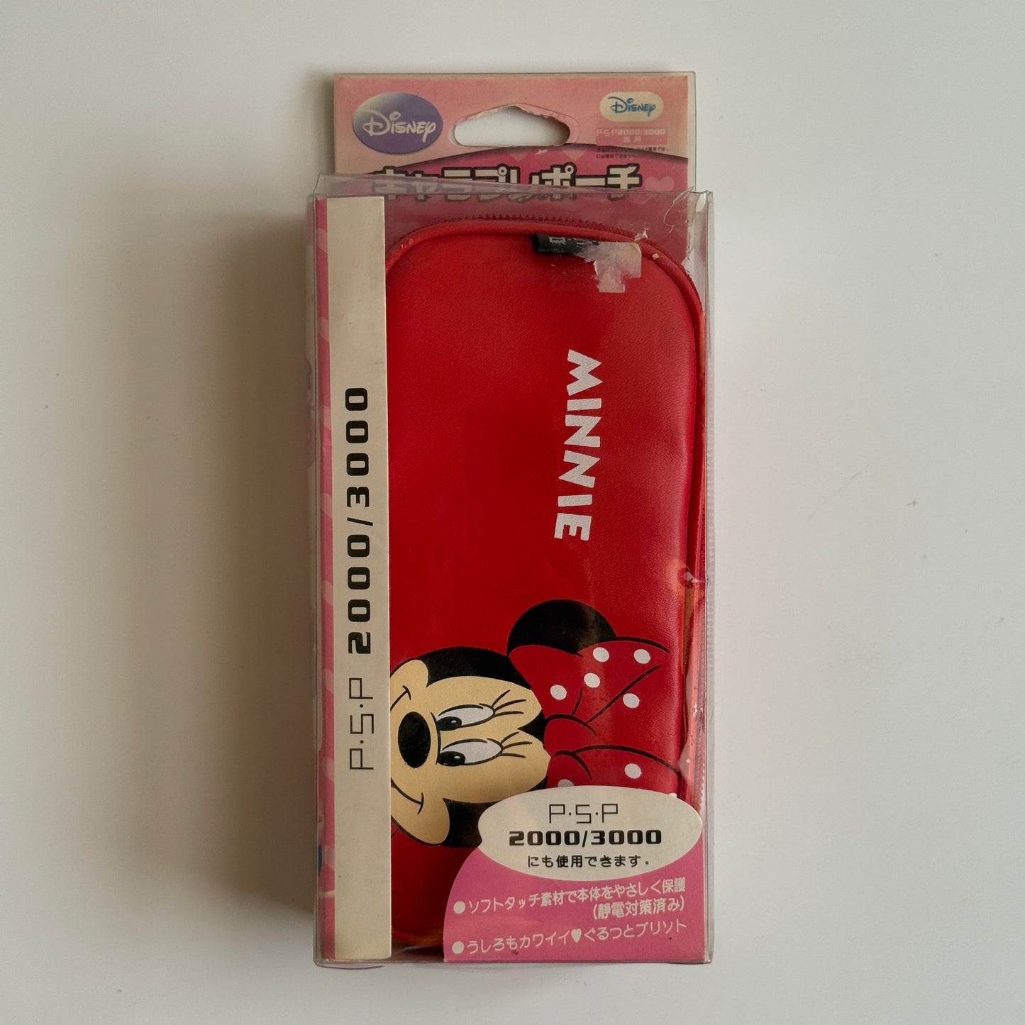 Minnie Mouse Carrying case
