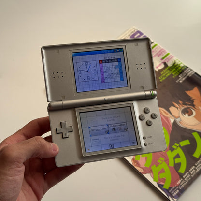 Nintendo DS Lite (silver)
