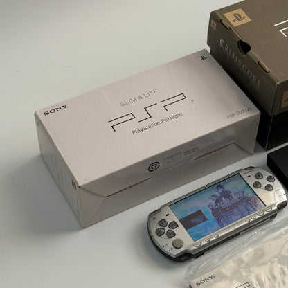 PSP3000 FF Crisis core edition