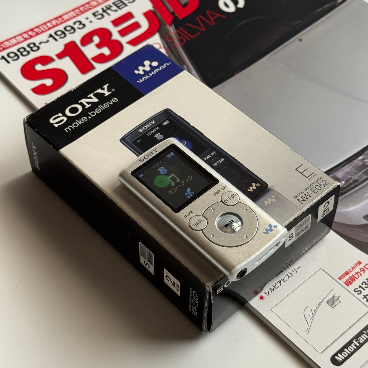 Sony Walkman NW-E052 MP3 player (in box)