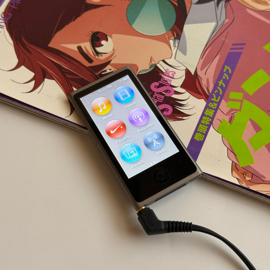 iPod nano 7th gen (grey)