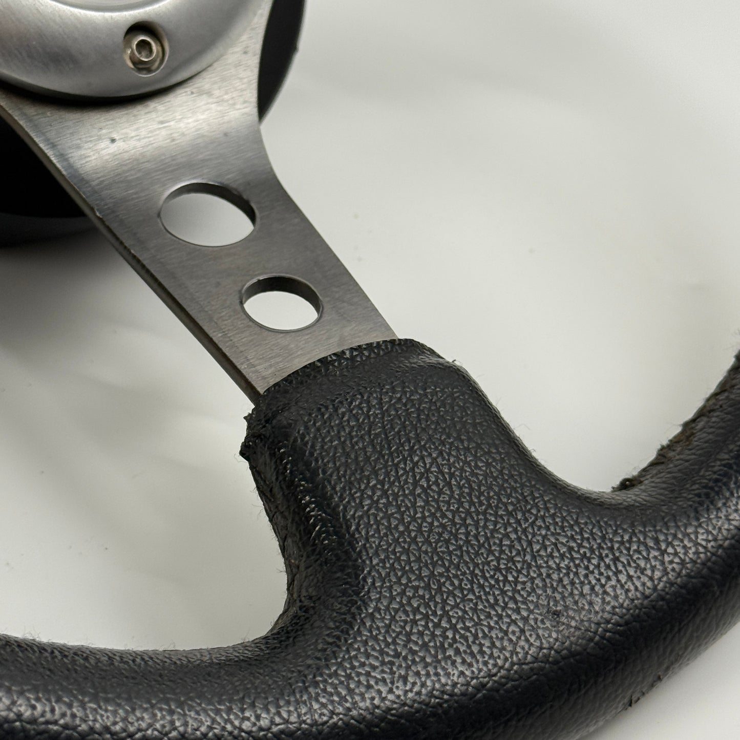 D1 Spec steering wheel