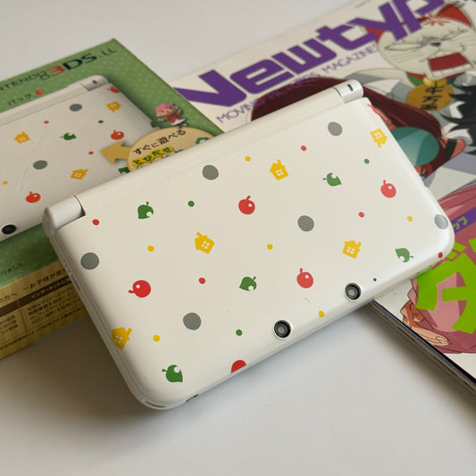 Nintendo 3DS XL Animal Crossing edition