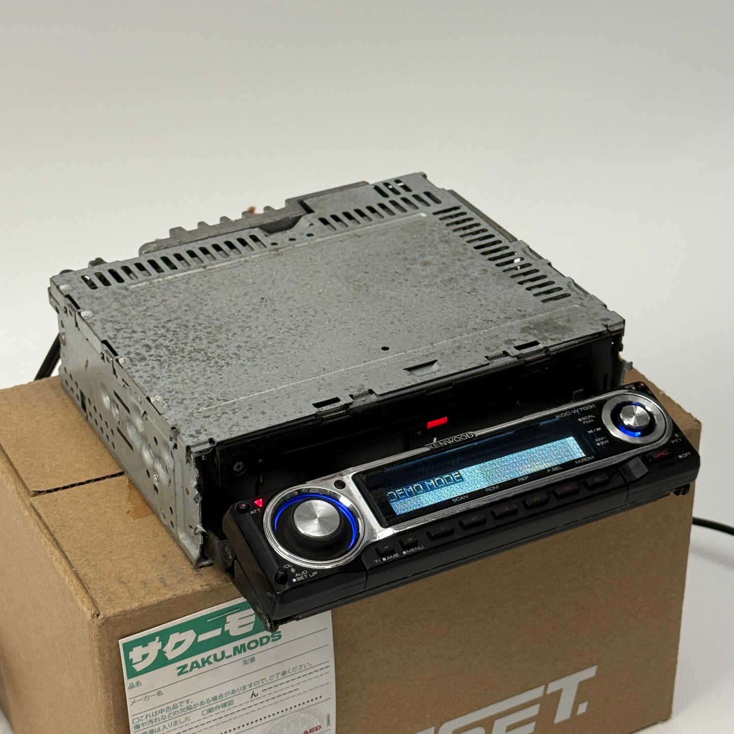 Kenwood KDC-W7103 single din car radio