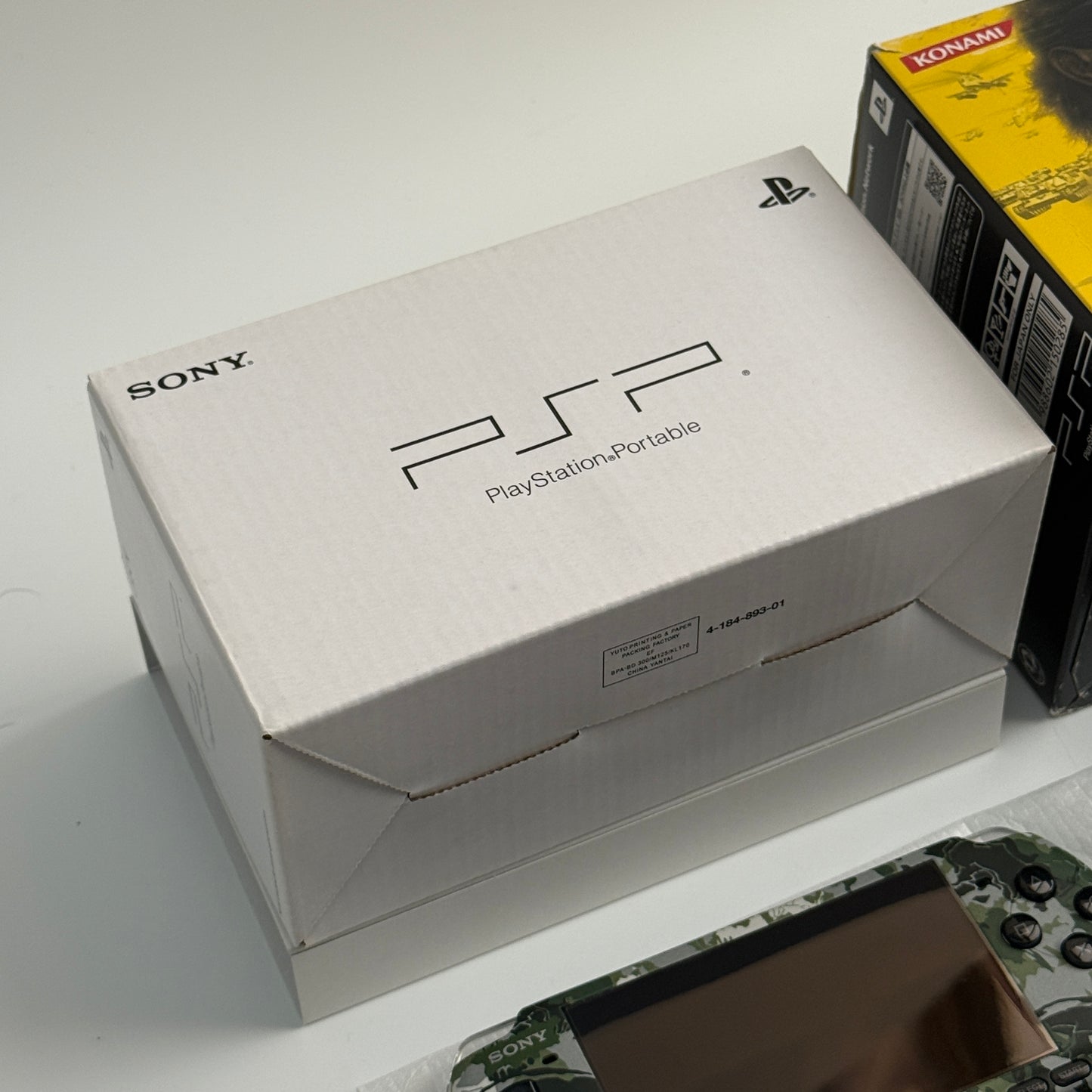 PSP3000 Metal gear solid PW edition
