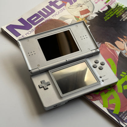Nintendo DS Lite (silver)