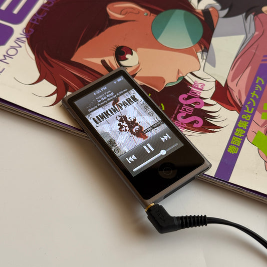 iPod nano 7th gen (grey)