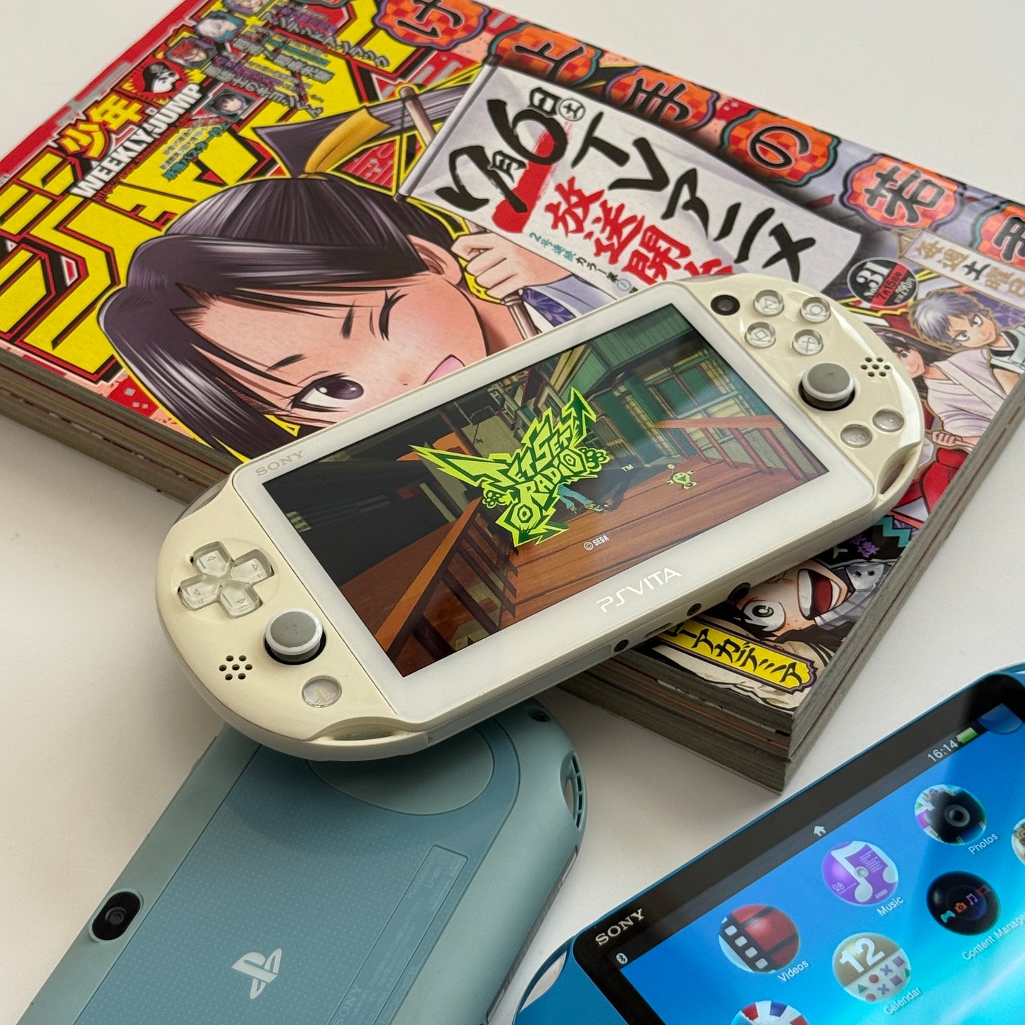 PS vita 2000 (slim) (full white)