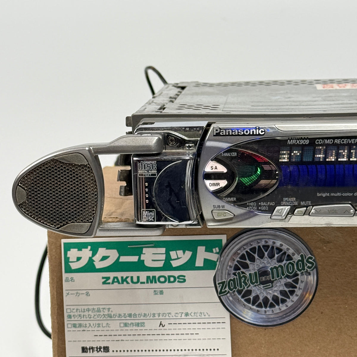 Panasonic MR909 car radio