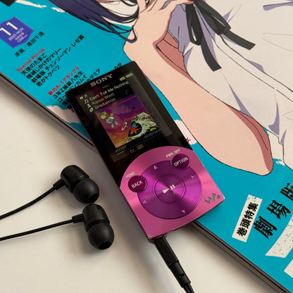 Sony Walkman NW-S744 MP3 player (purple) (2)