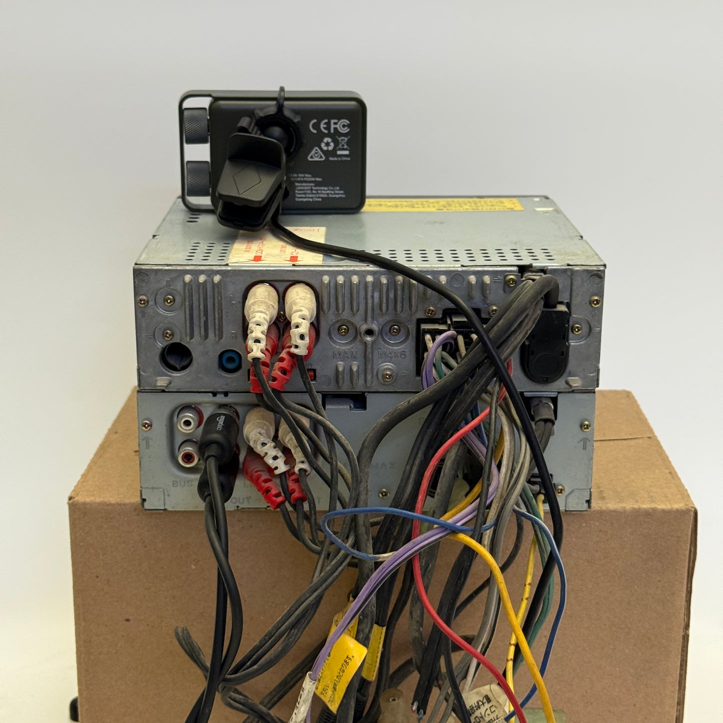 Sony XR-C3000 double din car radio (issue)