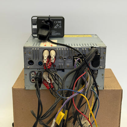 Sony XR-C3000 double din car radio (issue)