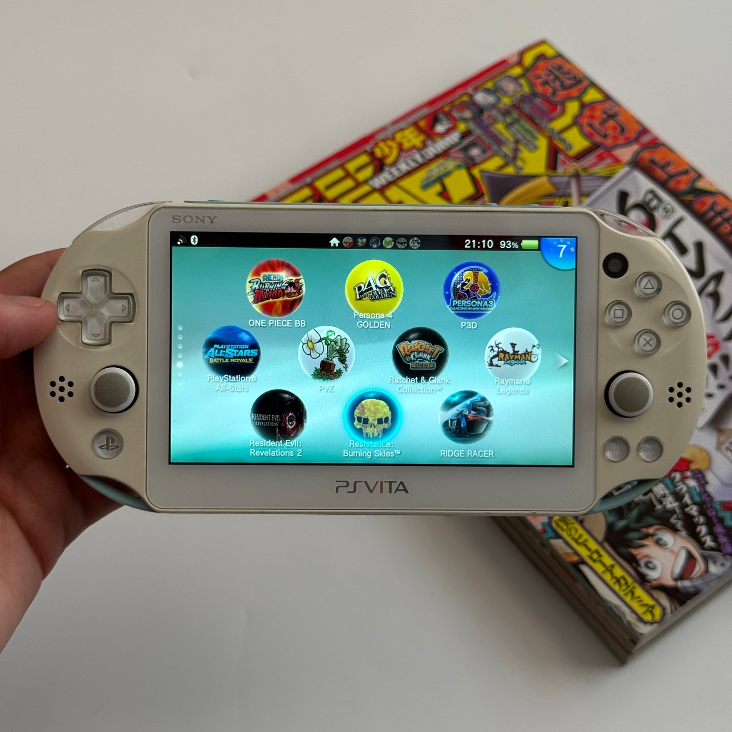 PS vita 2000 (slim)