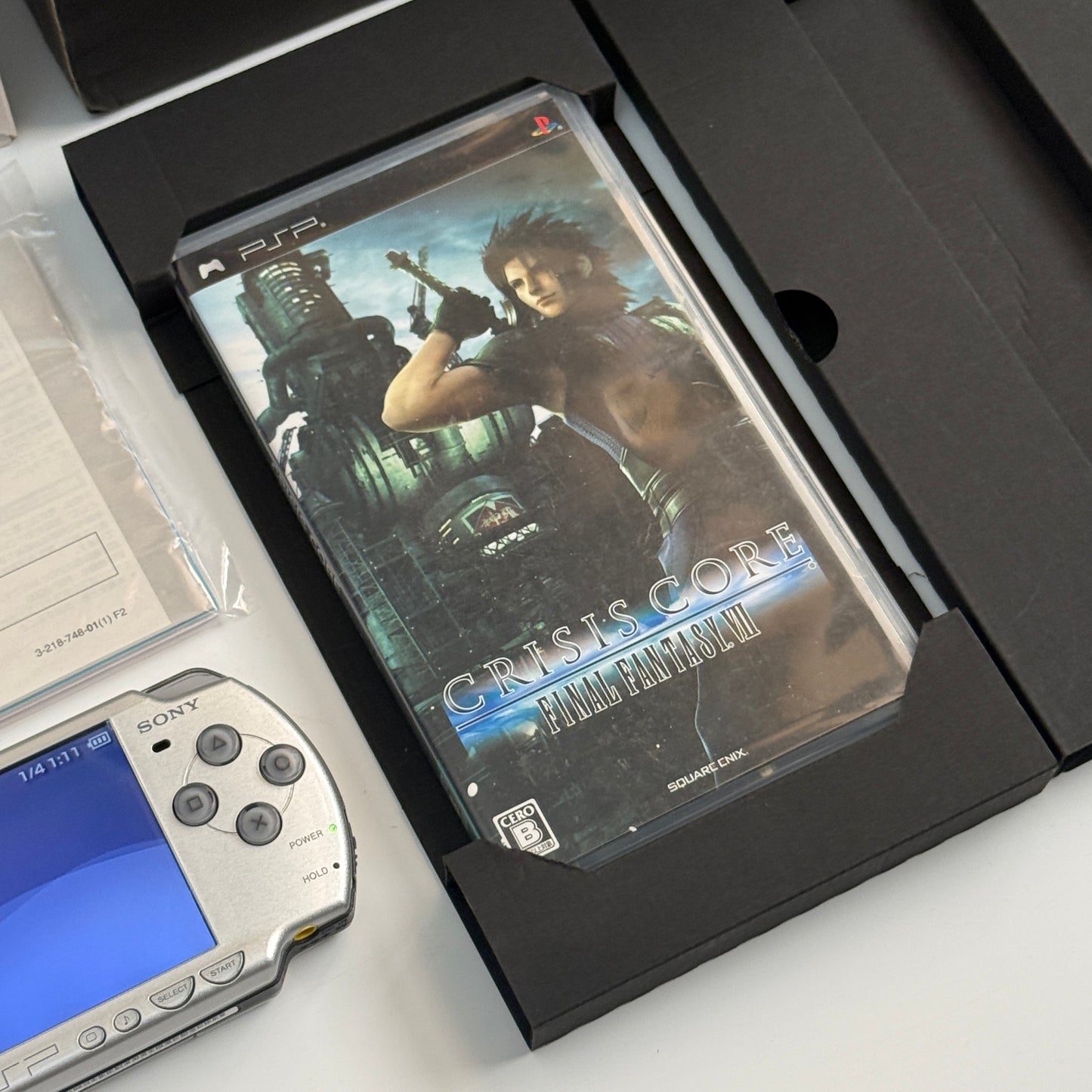 PSP3000 FF Crisis core edition